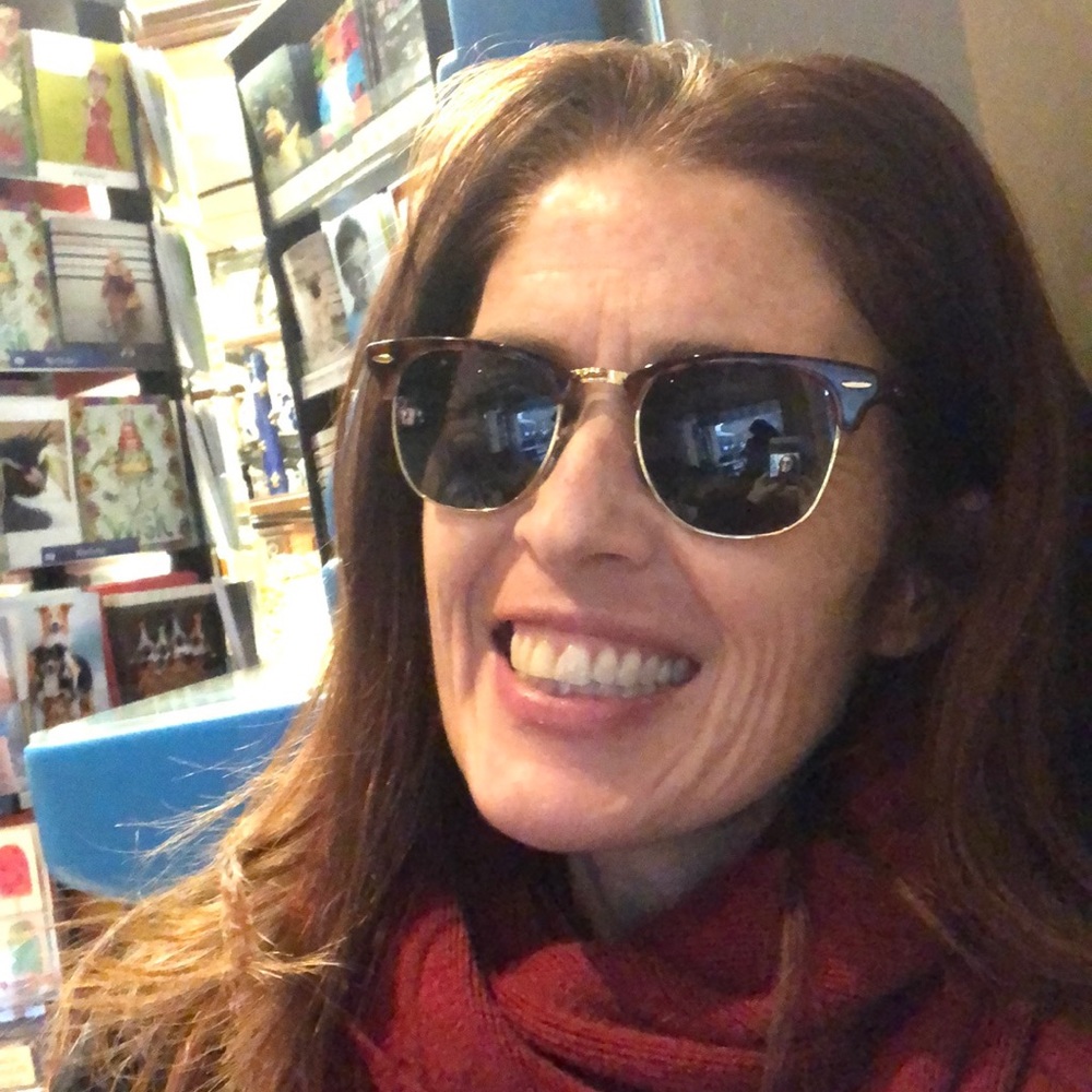 Meet your Posher, Jennifer